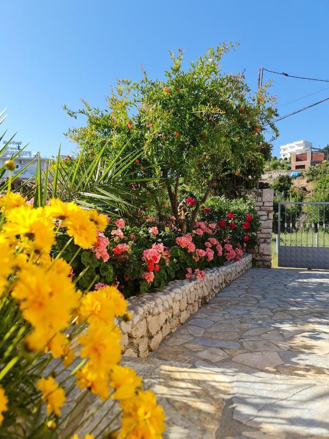 Guesthouse Redilka Ksamil Ngoại thất bức ảnh