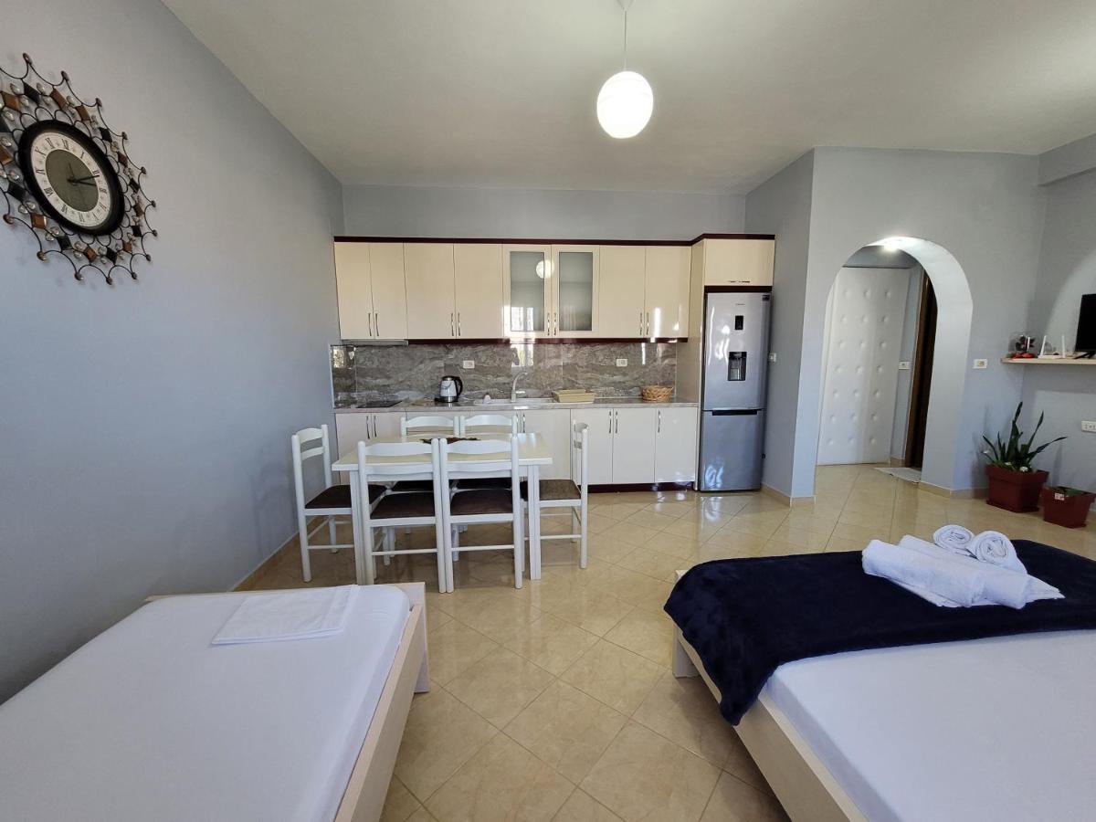 Guesthouse Redilka Ksamil Ngoại thất bức ảnh