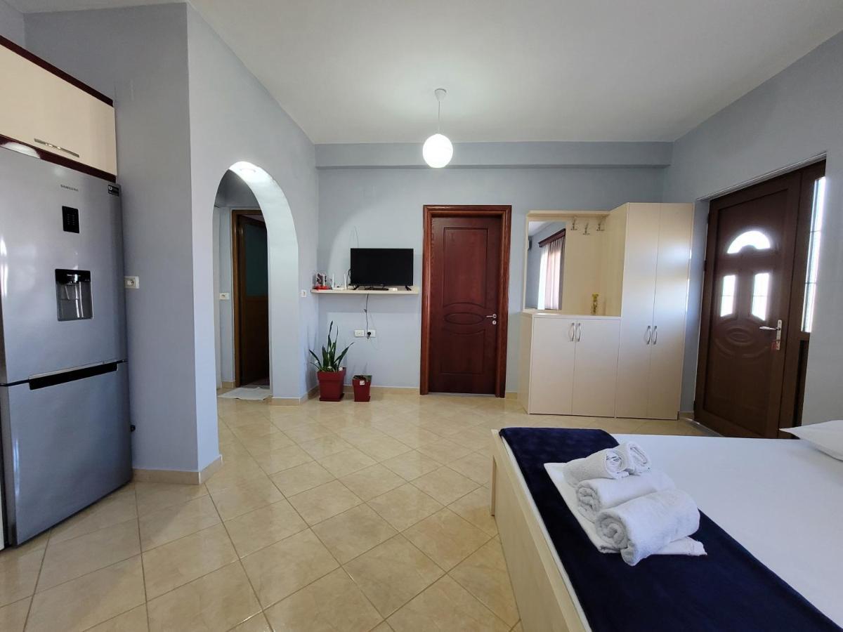 Guesthouse Redilka Ksamil Ngoại thất bức ảnh