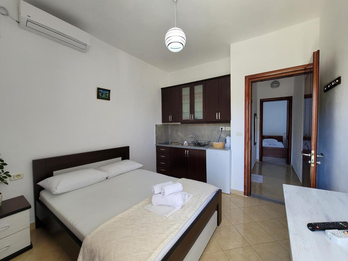 Guesthouse Redilka Ksamil Ngoại thất bức ảnh